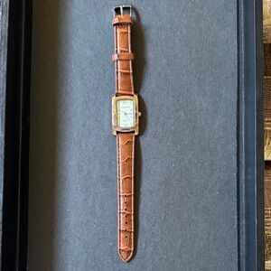 Women’s London Quartz wristwatch with brown band